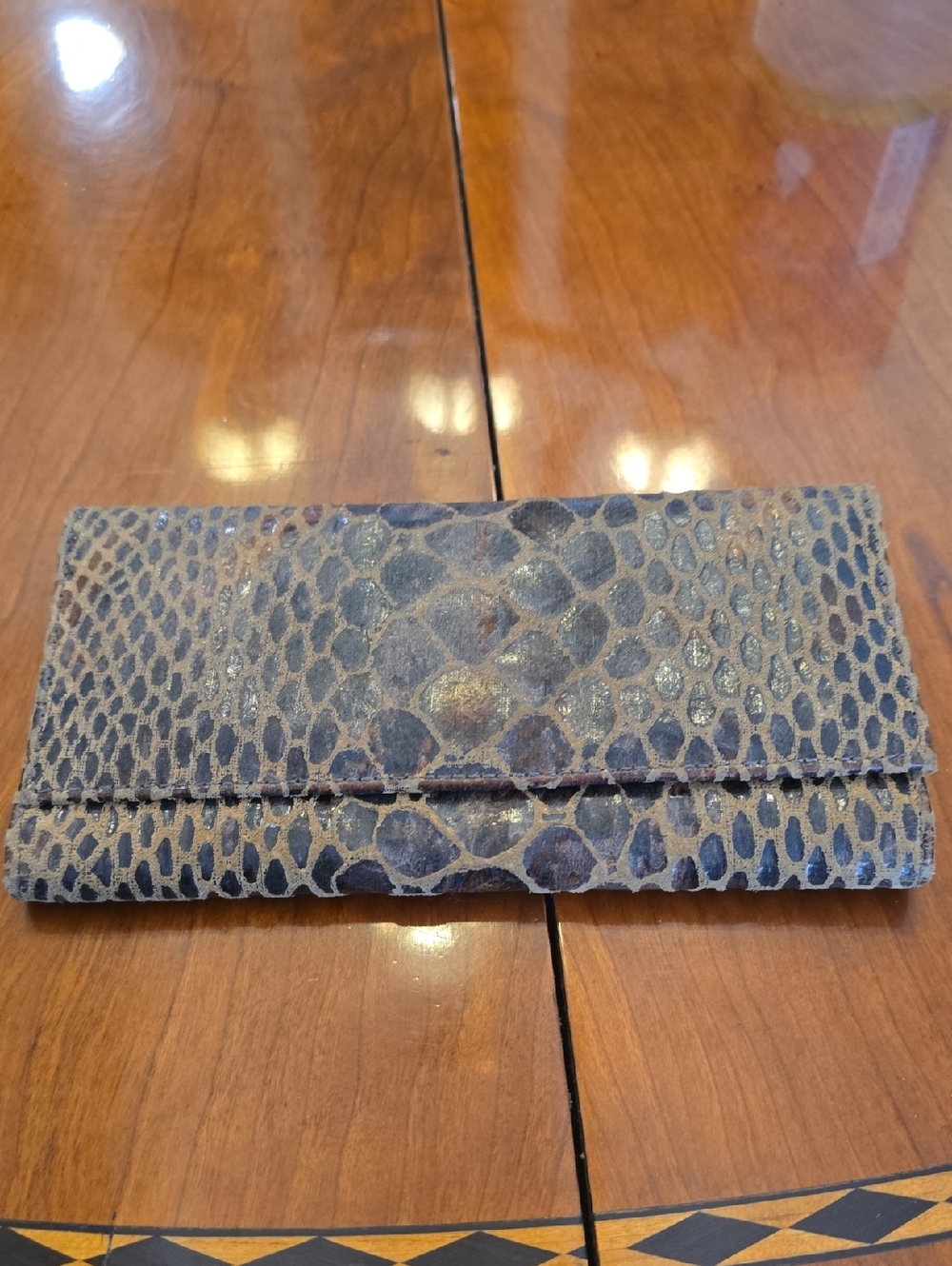 Due Fratelli Snake-Embossed Fold-Over Wallet in Brown